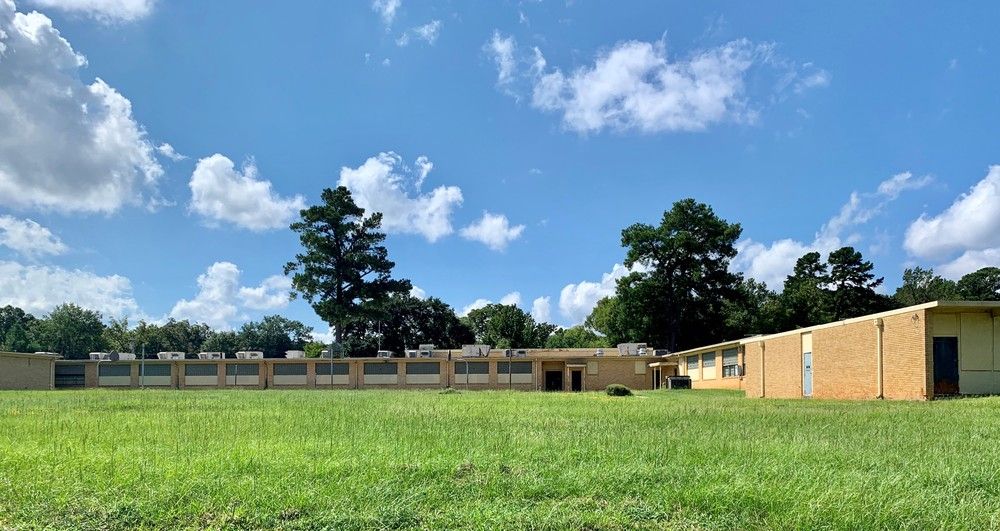 1601 Alpine Rd, Longview, TX 75601